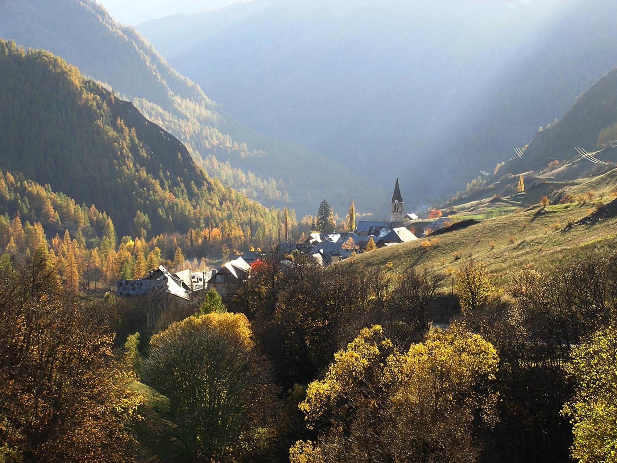 Studio Barcelonnette Ubaye, Provence Enchastrayes Eksteriør bilde